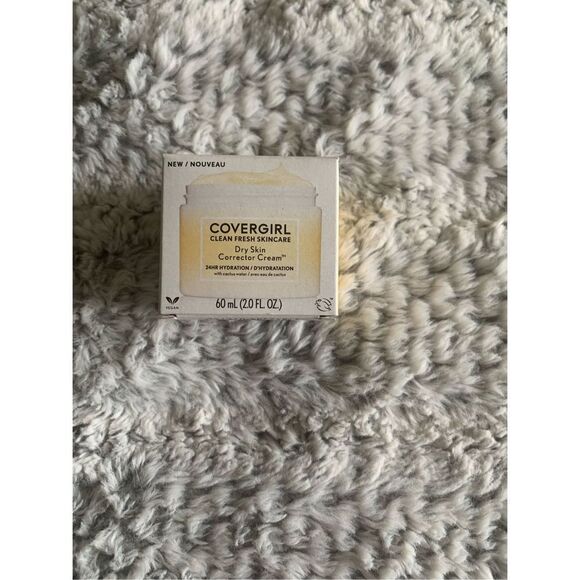 Covergirl Dry Skin Corrector Cream - Picture 1 of 3